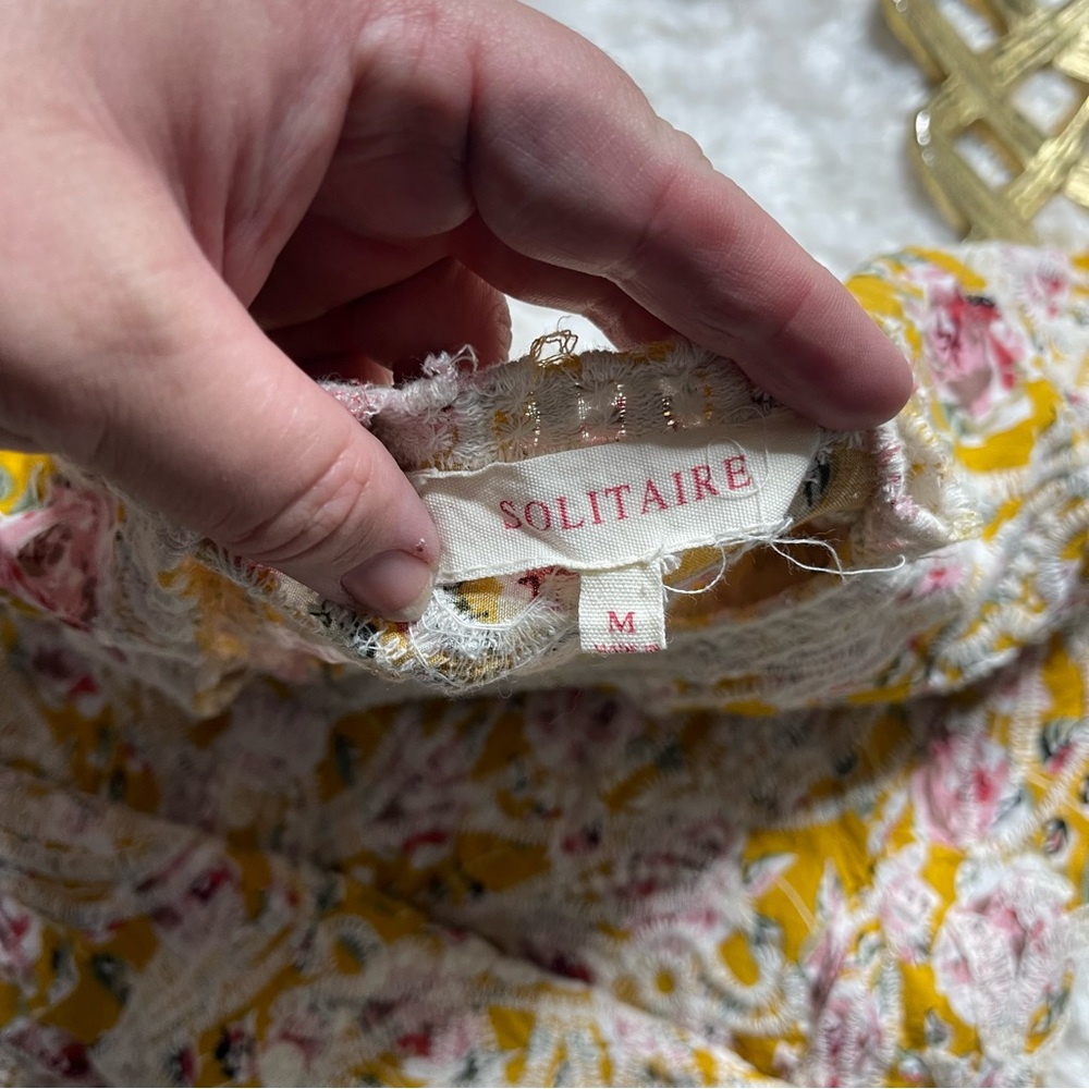 Solitaire Floral Embroidery Stitch Top - Picture 7 of 10